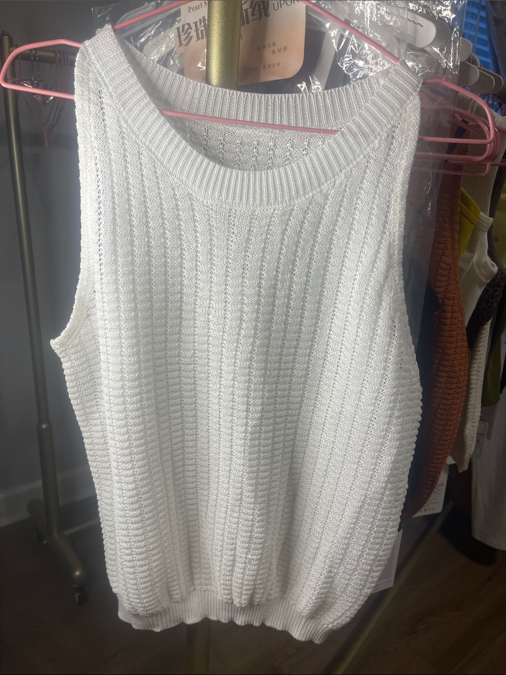 Classic Knit Sleeveless Sweater Tank - White
